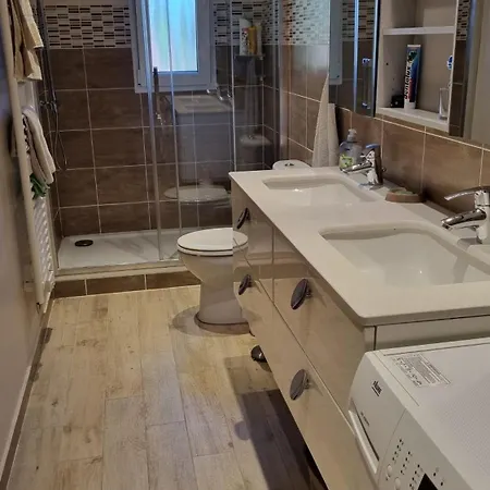 Confortable Et Calme Appartement